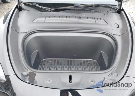 2023 Tesla Model Y Awd/Long Range Dual Motor All-Wheel Drive from USA, damaged, VIN 7SAYGAEE3PF646429